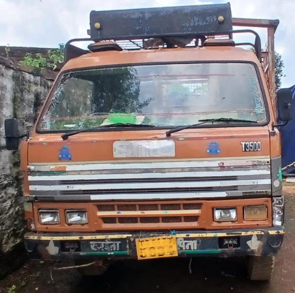SML Isuzu Prestige image 3